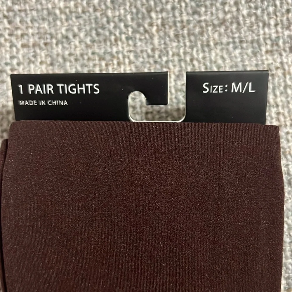 TAHARI New With Tags Women's Brown M/L Tights